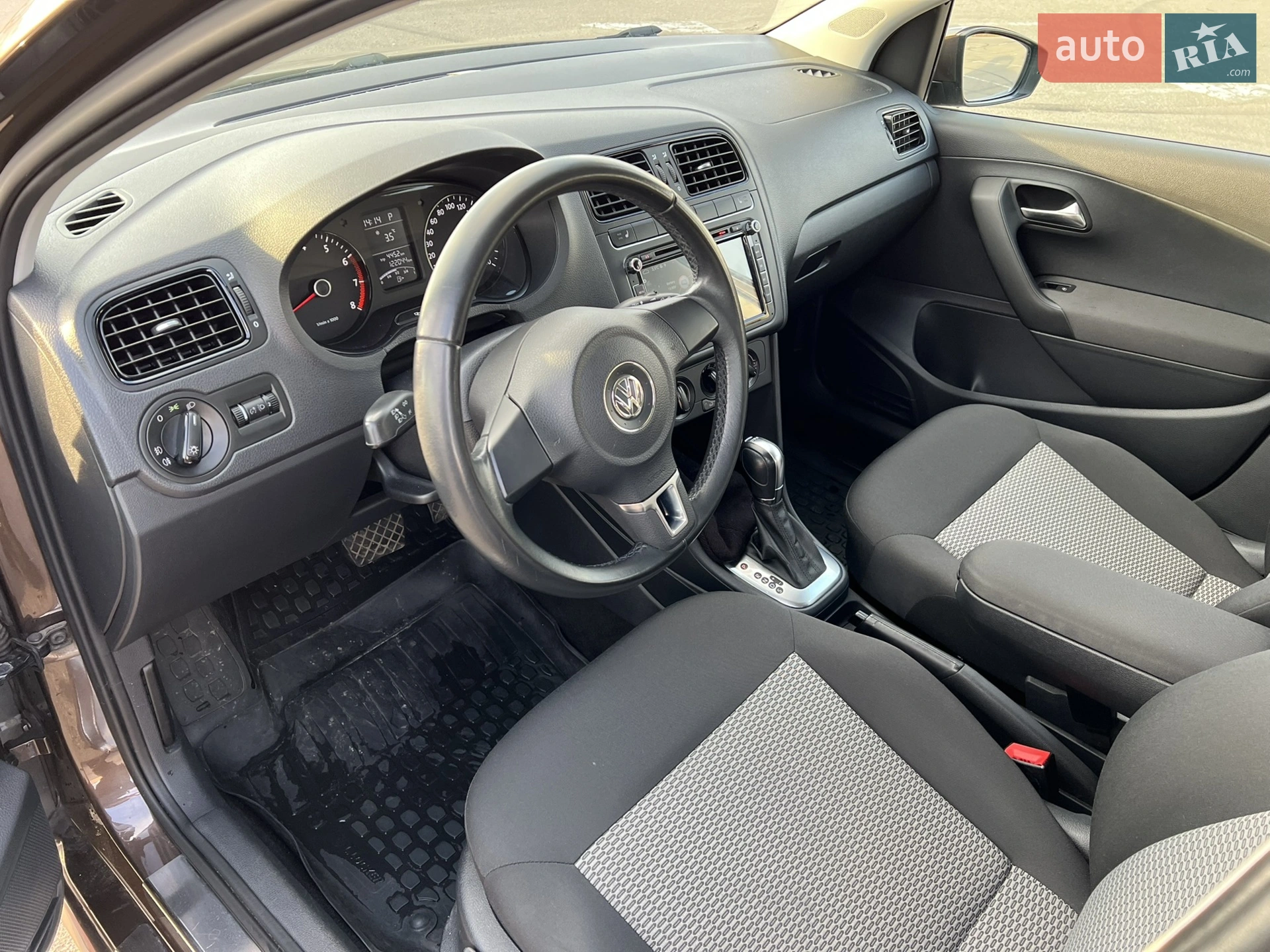 2013 Volkswagen Polo - мініатюра 12