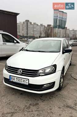 Седан Volkswagen Polo 2016 в Києві