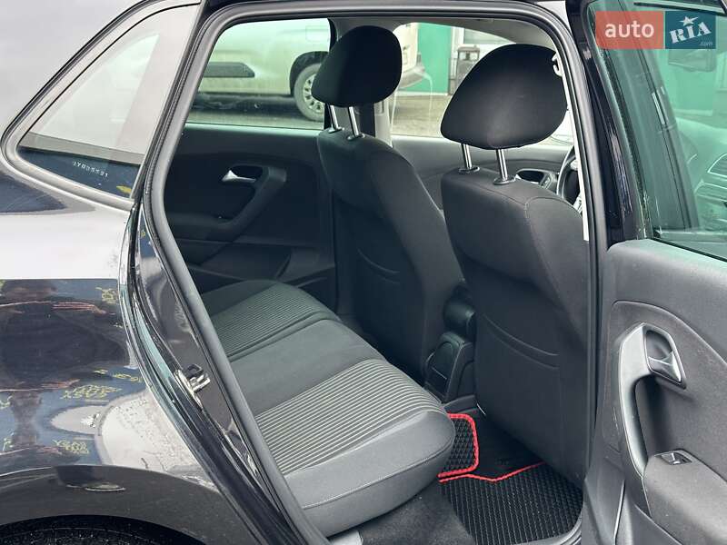 Хэтчбек Volkswagen Polo 2012 в Киеве фото 24 Хэтчбек Volkswagen Polo 2012 в Киеве
