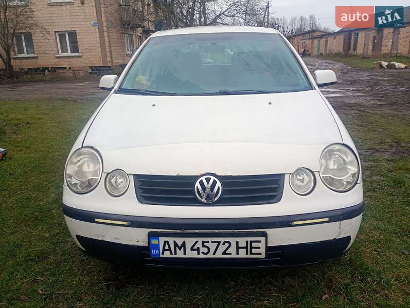 Хэтчбек Volkswagen Polo 2003 в Чуднове