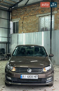 Седан Volkswagen Polo 2015 в Козятині