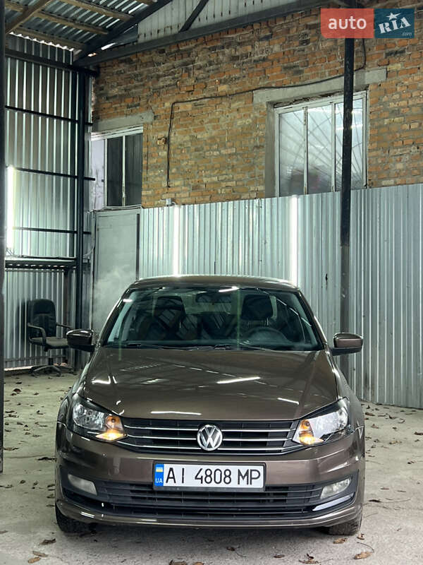 Volkswagen Polo 2015