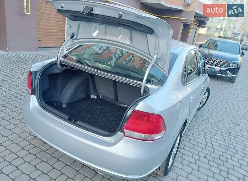 Седан Volkswagen Polo 2013 в Вінниці