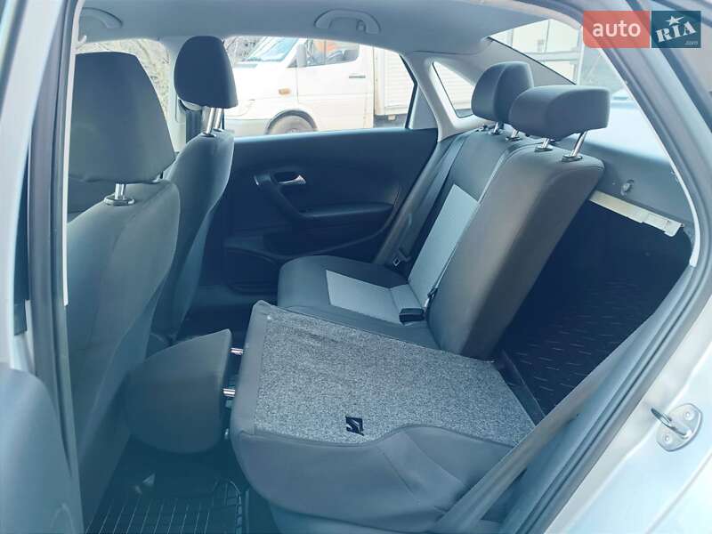 Седан Volkswagen Polo 2013 в Вінниці