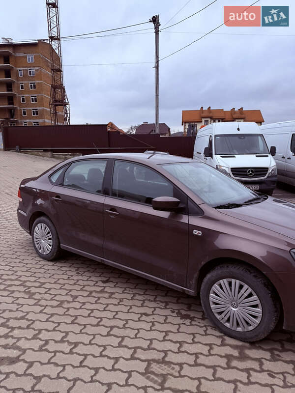 Седан Volkswagen Polo 2015 в Винниках фото 2 Седан Volkswagen Polo 2015 в Винниках