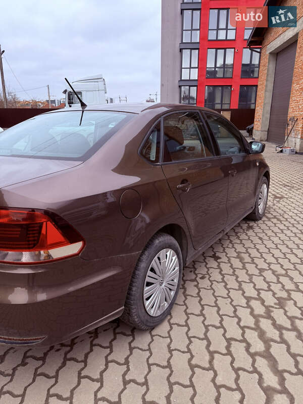 Седан Volkswagen Polo 2015 в Винниках фото 5 Седан Volkswagen Polo 2015 в Винниках
