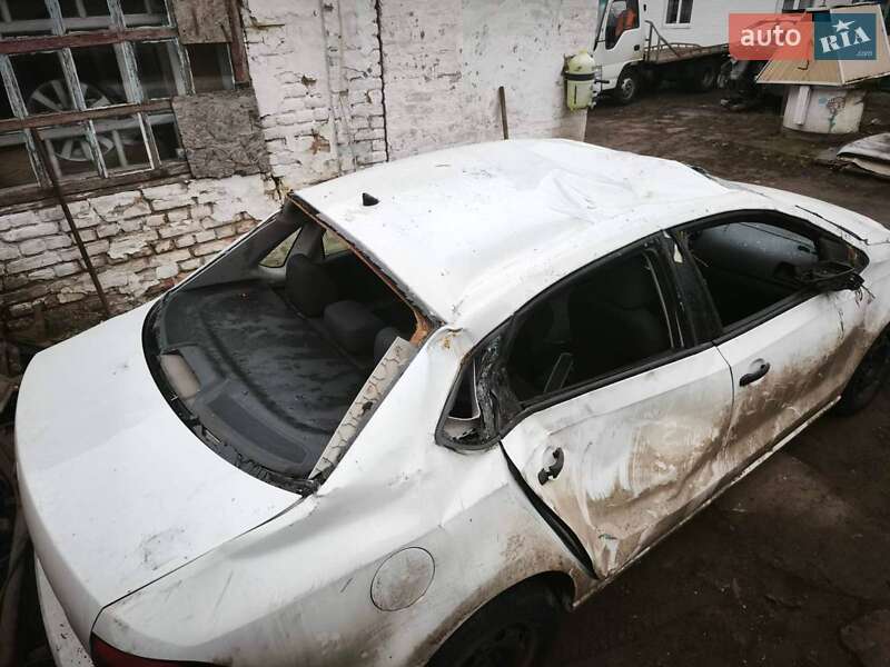 Седан Volkswagen Polo 2017 в Полтаве