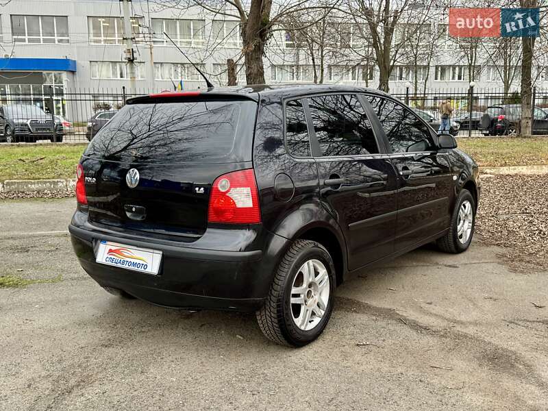 Хэтчбек Volkswagen Polo 2005 в Киеве