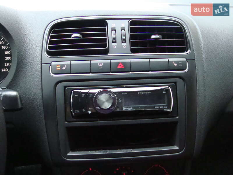 Хэтчбек Volkswagen Polo 2010 в Виннице