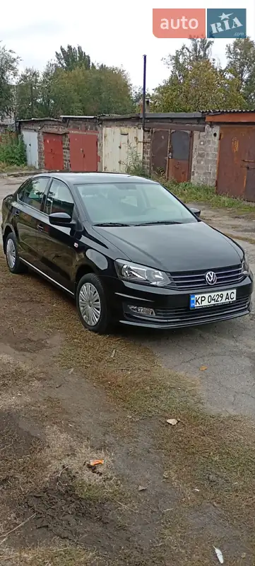 Volkswagen Polo 2015