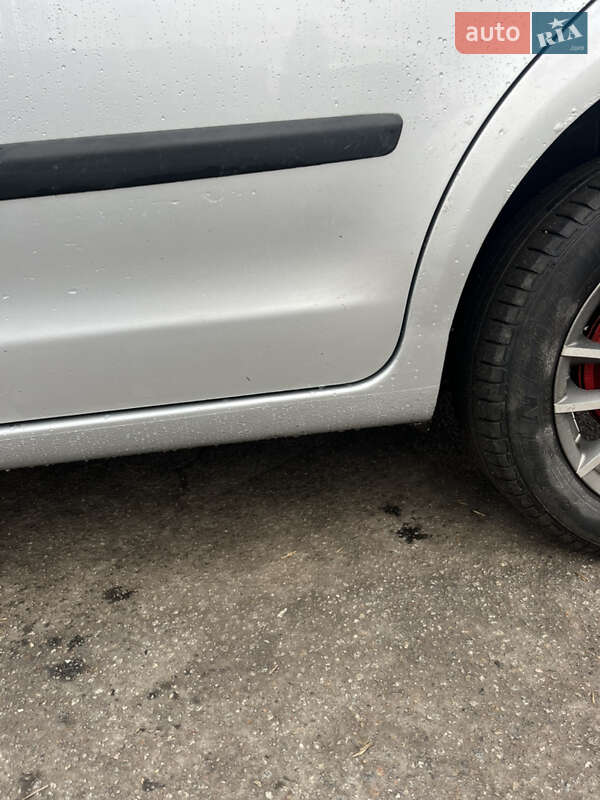 Хэтчбек Volkswagen Polo 2007 в Сквире