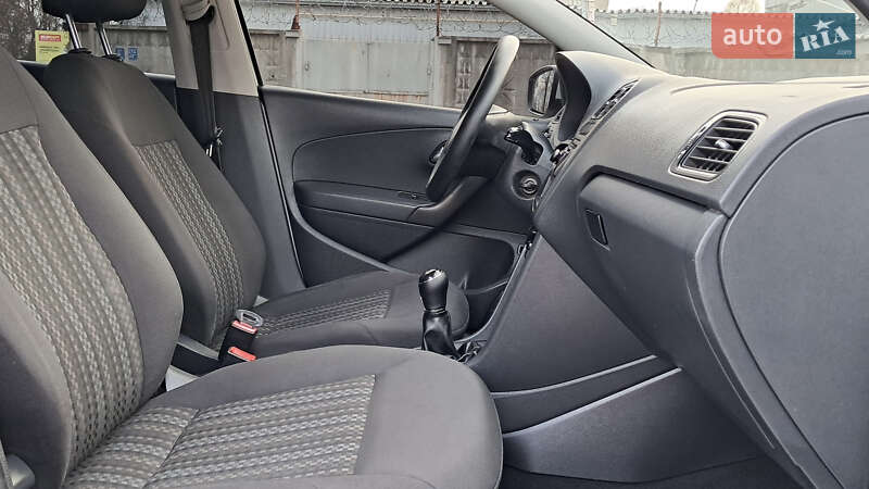 Седан Volkswagen Polo 2017 в Жовтих Водах