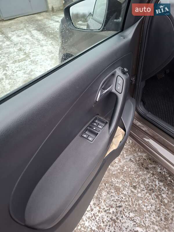 Хетчбек Volkswagen Polo 2012 в Києві