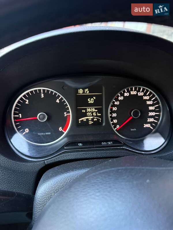 Хэтчбек Volkswagen Polo 2010 в Сторожинце