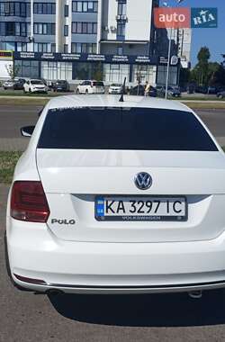 Седан Volkswagen Polo 2017 в Черкассах