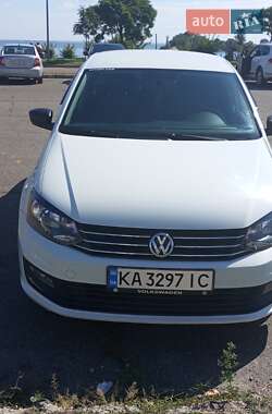 Седан Volkswagen Polo 2017 в Черкассах