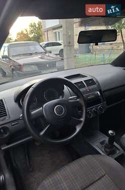 Хетчбек Volkswagen Polo 2006 в Павлограді