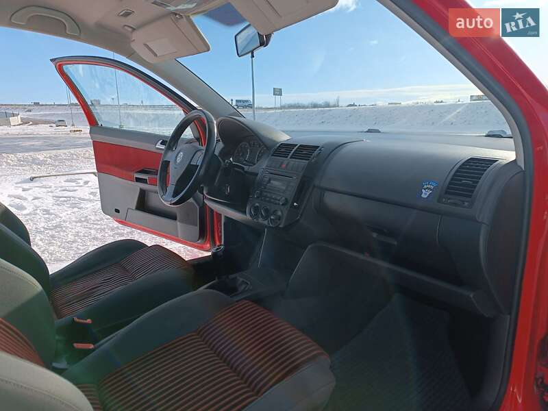 Хэтчбек Volkswagen Polo 2005 в Львове