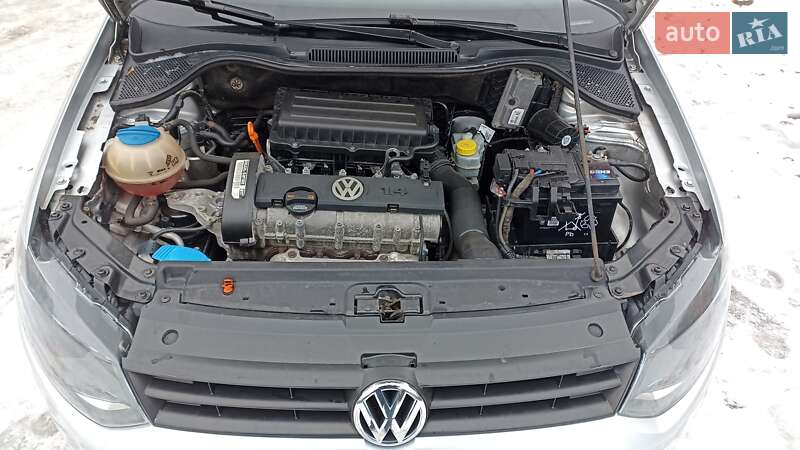 Хэтчбек Volkswagen Polo 2011 в Полтаве фото 15 Хэтчбек Volkswagen Polo 2011 в Полтаве