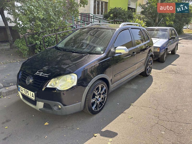 Хэтчбек Volkswagen Polo 2006 в Киеве