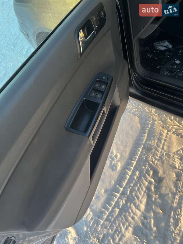 Хетчбек Volkswagen Polo 2003 в Турійську