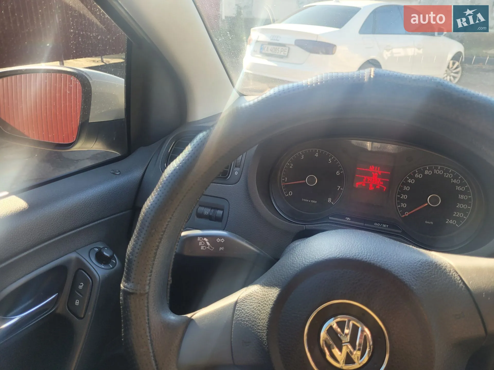 2013 Volkswagen Polo - мініатюра 2