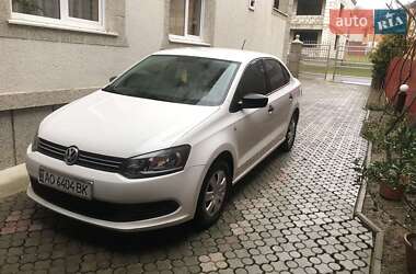 Седан Volkswagen Polo 2013 в Нижней Апше