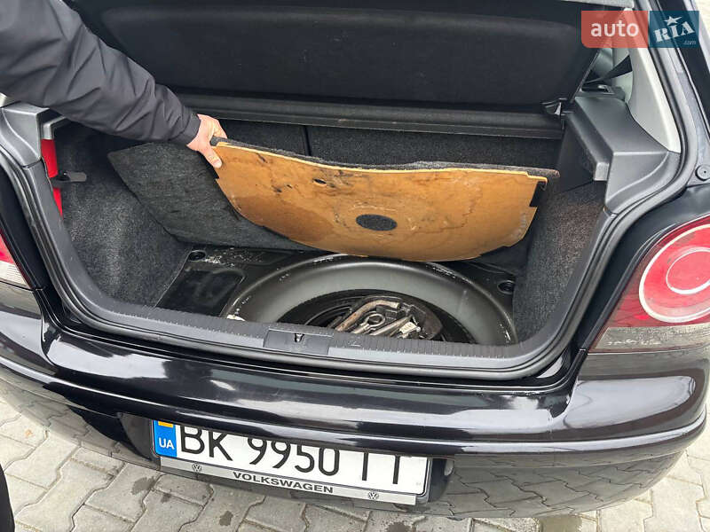 Хэтчбек Volkswagen Polo 2007 в Дубно