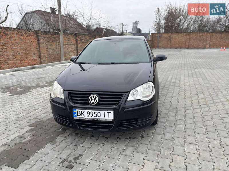 Хэтчбек Volkswagen Polo 2007 в Дубно