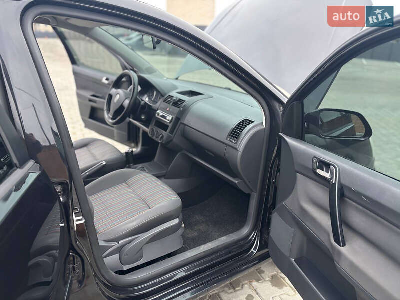 Хэтчбек Volkswagen Polo 2007 в Дубно