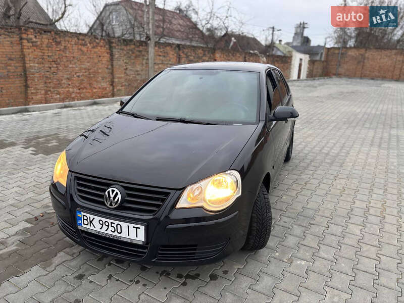 Хэтчбек Volkswagen Polo 2007 в Дубно