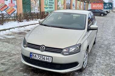 Седан Volkswagen Polo 2014 в Кропивницькому