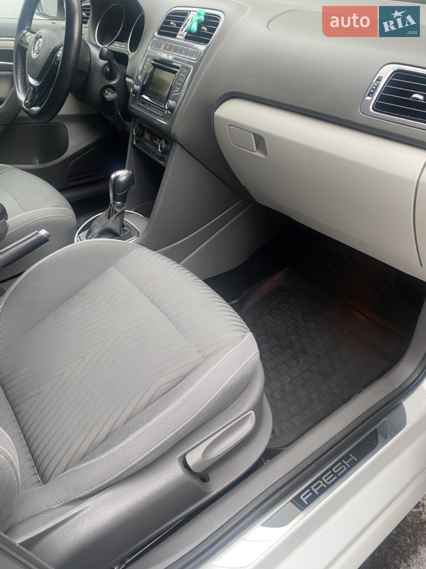 2014 Volkswagen Polo - мініатюра 11
