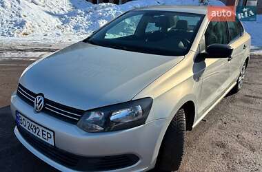 Седан Volkswagen Polo 2012 в Тернополі