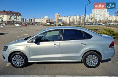 Седан Volkswagen Polo 2012 в Києві