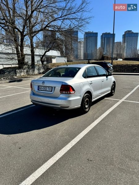 Седан Volkswagen Polo 2018 в Киеве