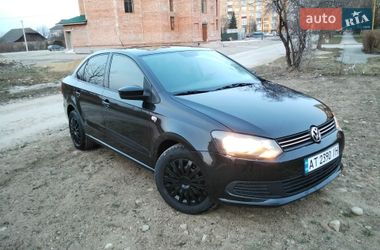 Седан Volkswagen Polo 2011 в Ивано-Франковске