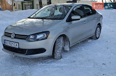 Седан Volkswagen Polo 2013 в Тернополе