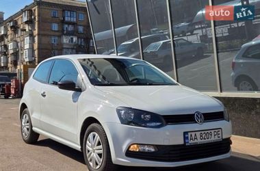 Хэтчбек Volkswagen Polo 2016 в Киеве