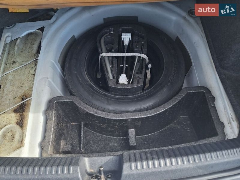 Седан Volkswagen Polo 2012 в Вышгороде