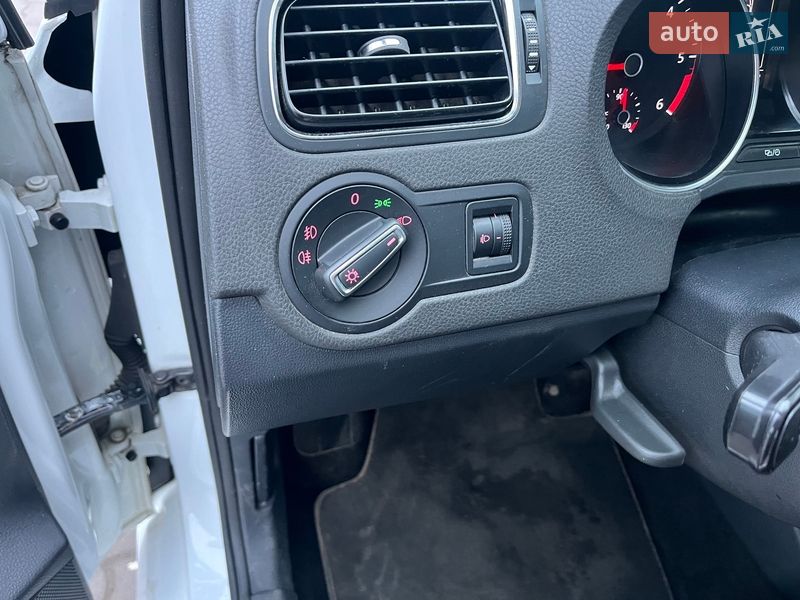 Хэтчбек Volkswagen Polo 2016 в Львове