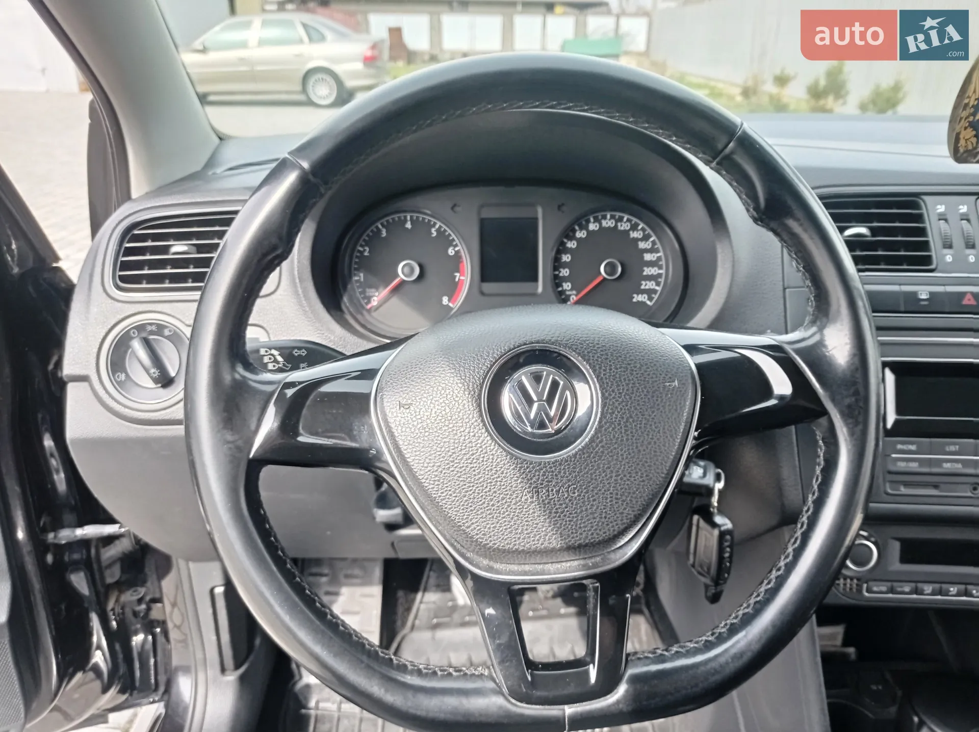 2017 Volkswagen Polo - мініатюра 26