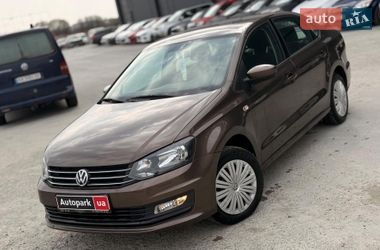 Седан Volkswagen Polo 2015 в Львові