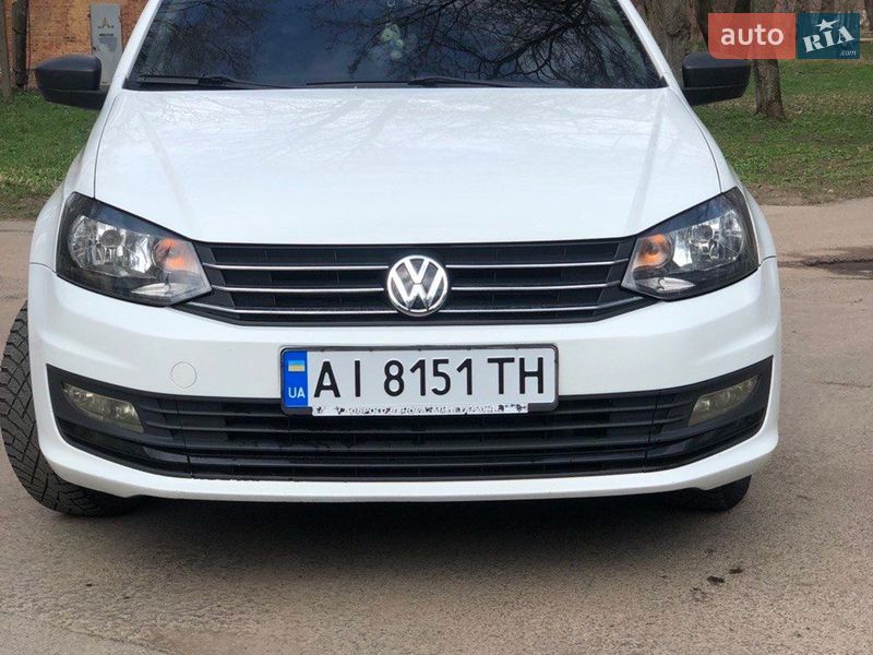 Седан Volkswagen Polo 2019 в Чернигове