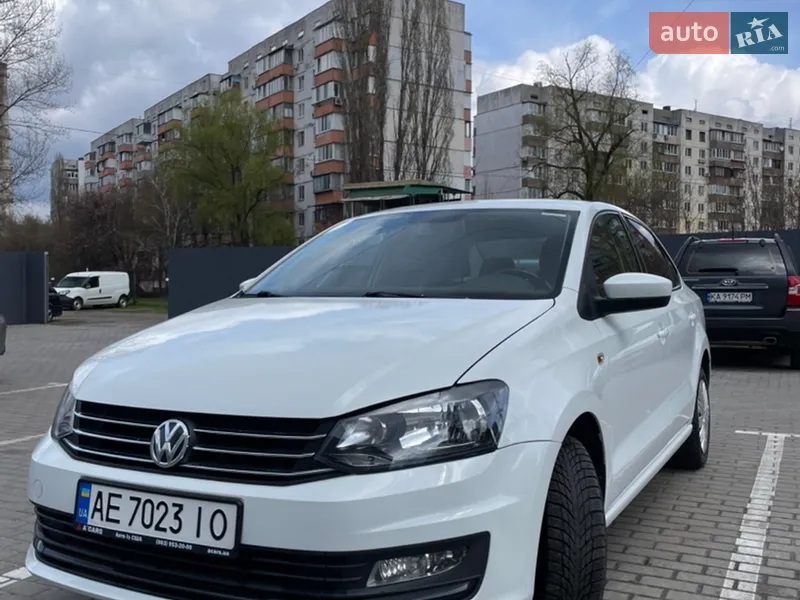 Volkswagen Polo 2016 VIN XW8ZZZ61ZHG008602 фото оголошення 8 з 44
