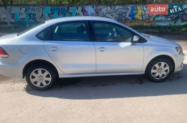 Седан Volkswagen Polo 2018 в Львове