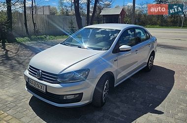Седан Volkswagen Polo 2018 в Тернополі