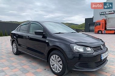 Седан Volkswagen Polo 2012 в Долине