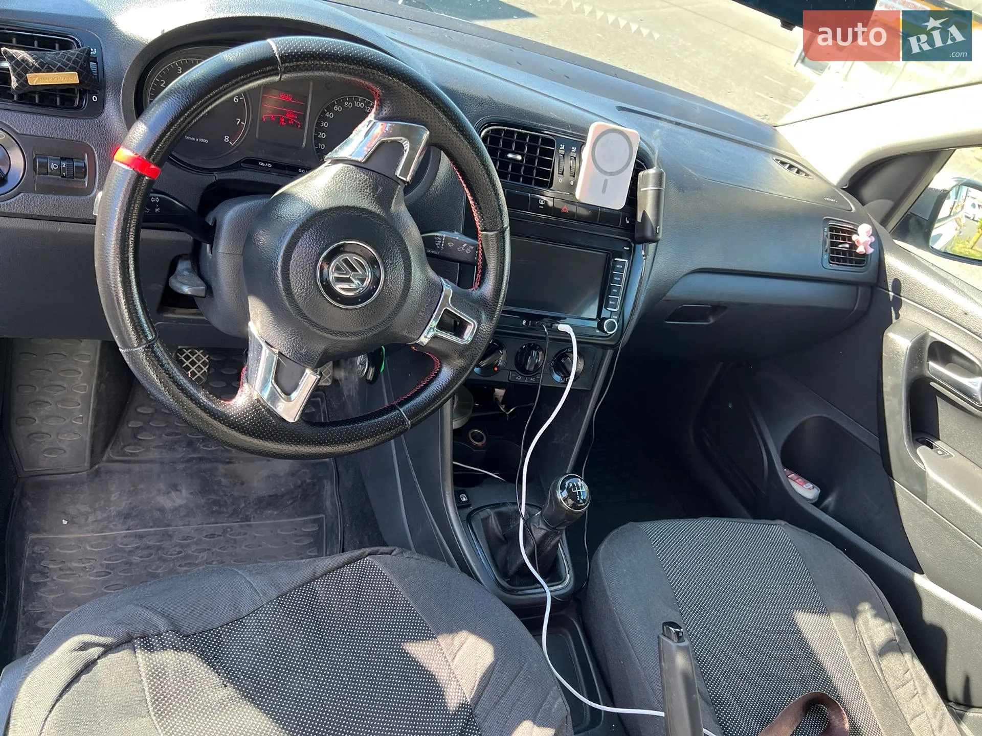 2013 Volkswagen Polo - мініатюра 9