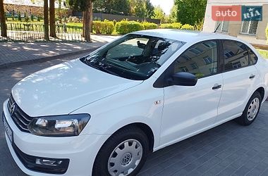 Седан Volkswagen Polo 2018 в Луцке